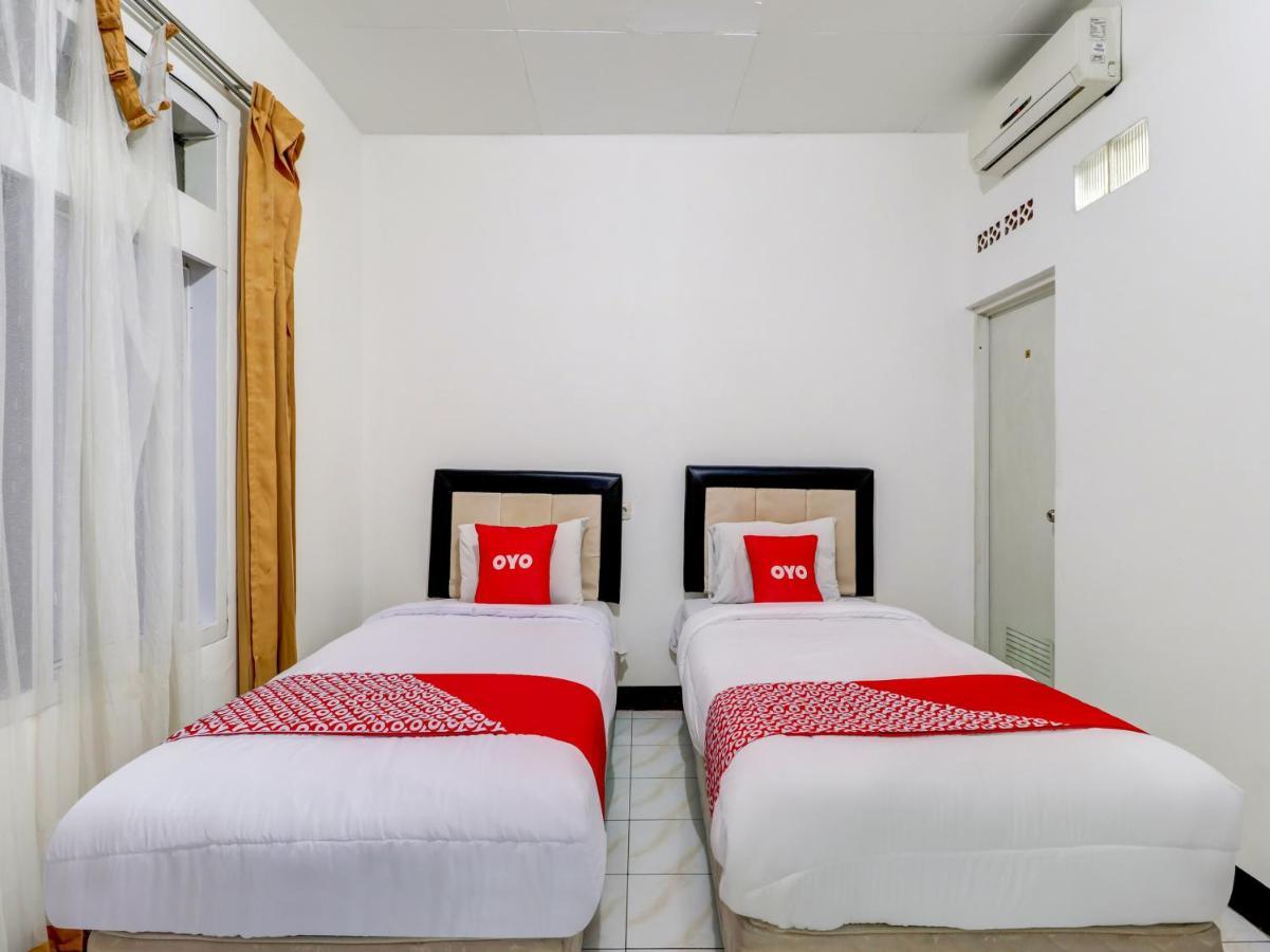 OYO 3341 Ten Guest House Bandung Exterior foto